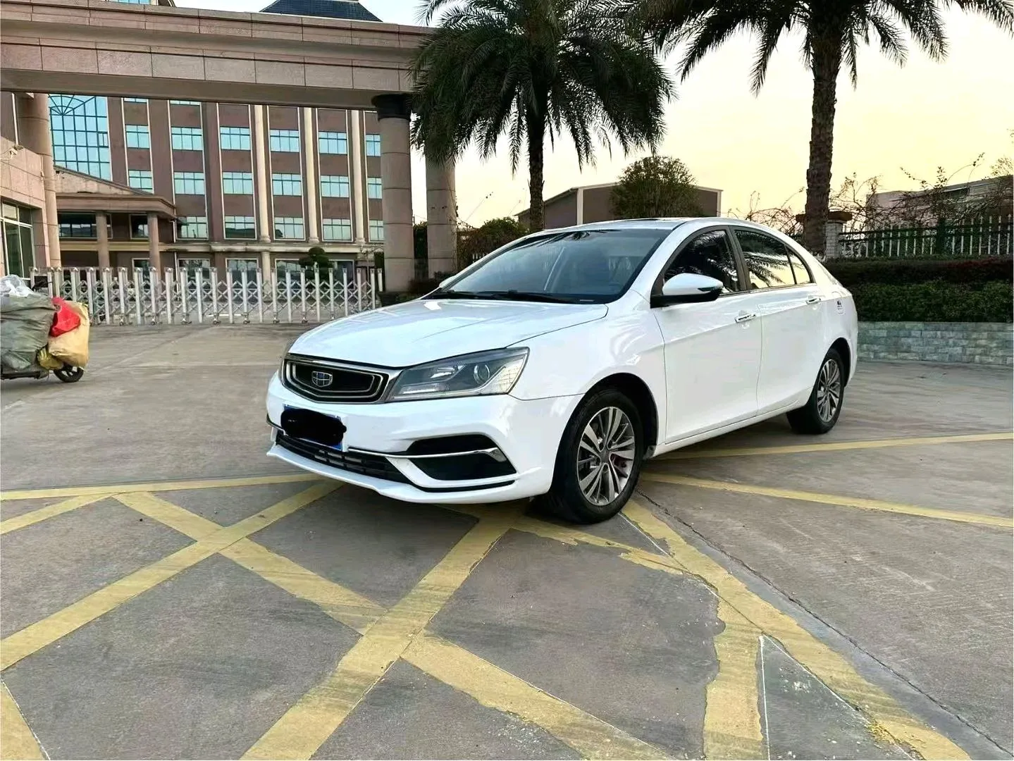GEELY Emgrand