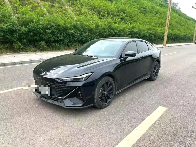 Changan UNI-V UNI-V 2023 1.5T Premium Automatic