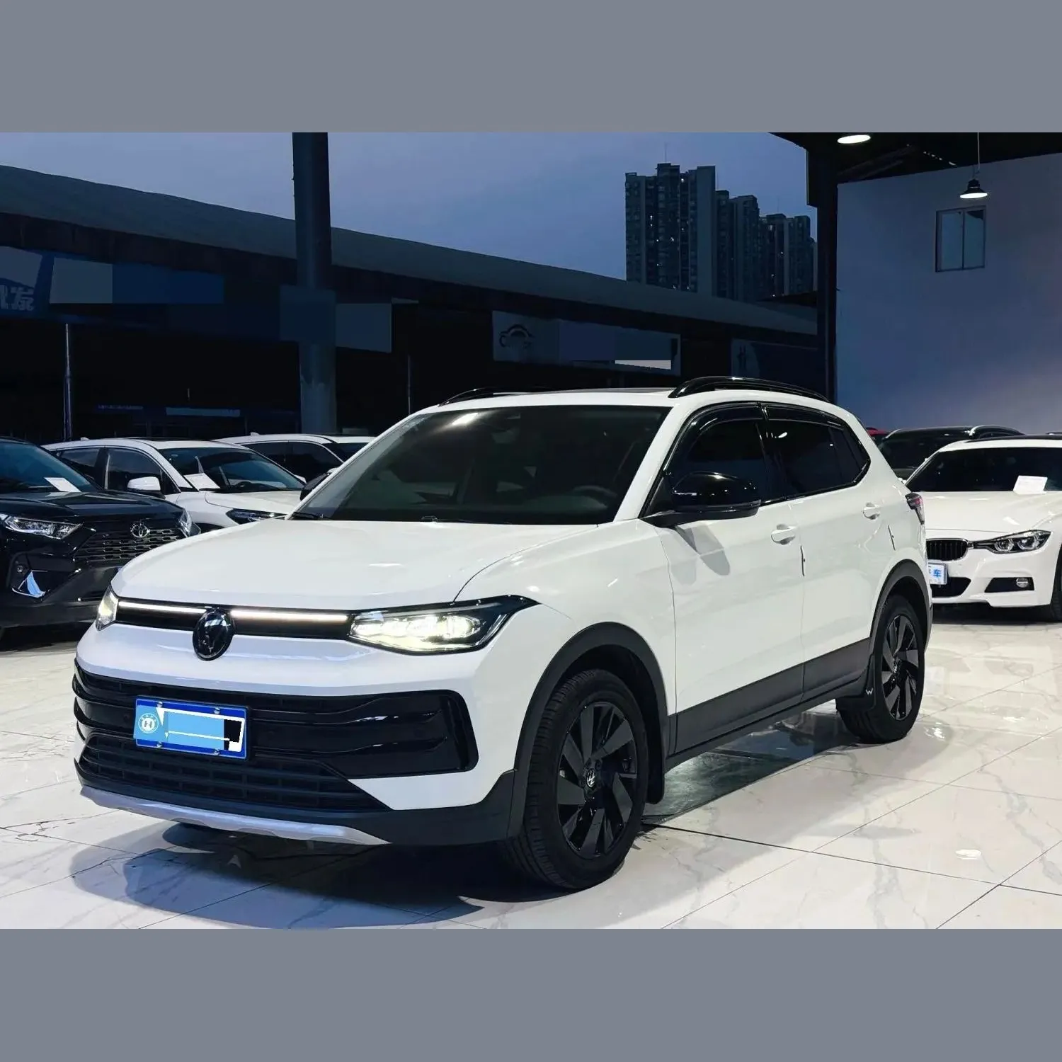 Volkswagen Tharu