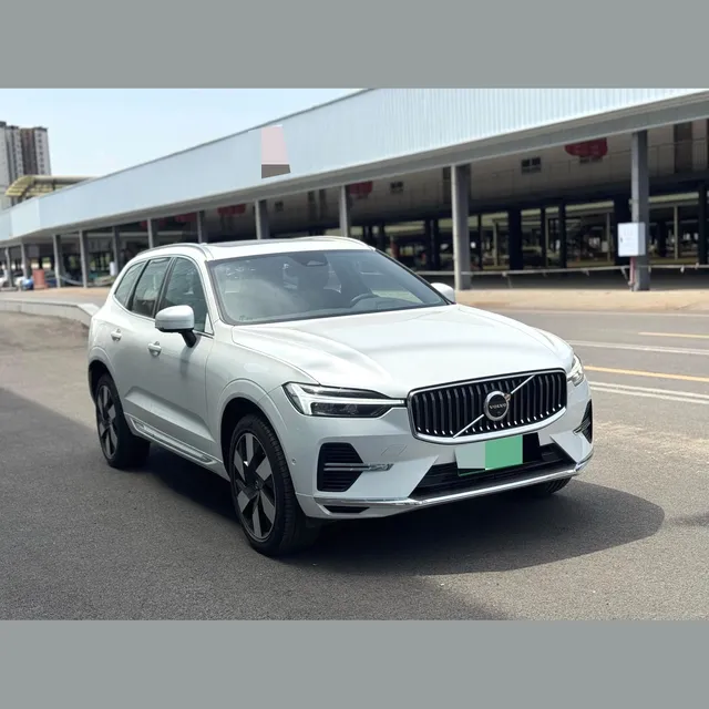 Volvo XC60 2025