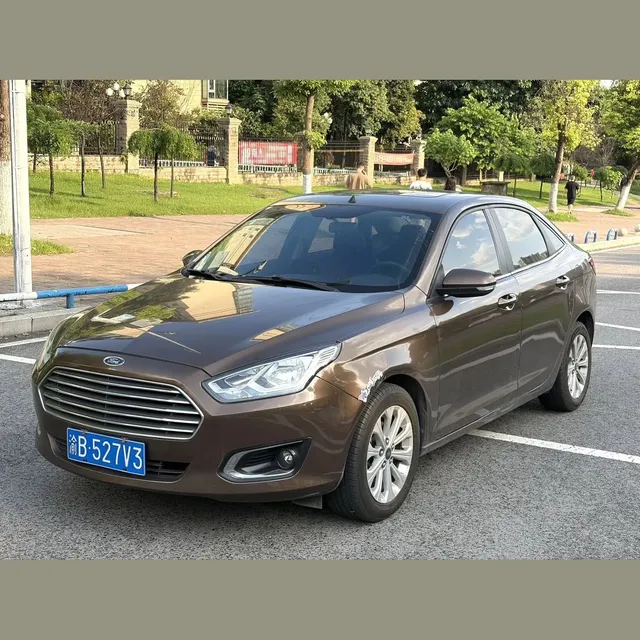 Ford Escort 2015