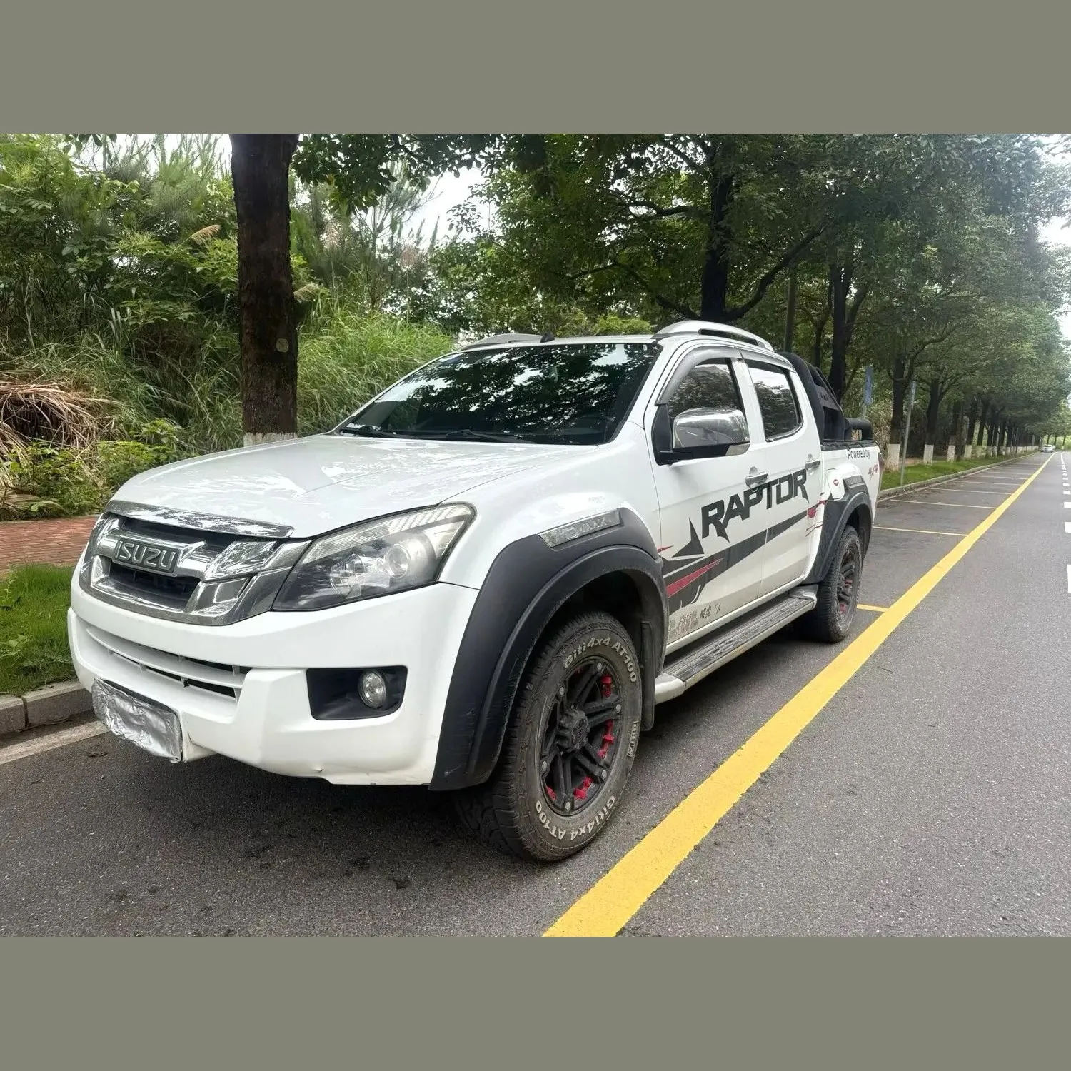 Isuzu D-MAX
