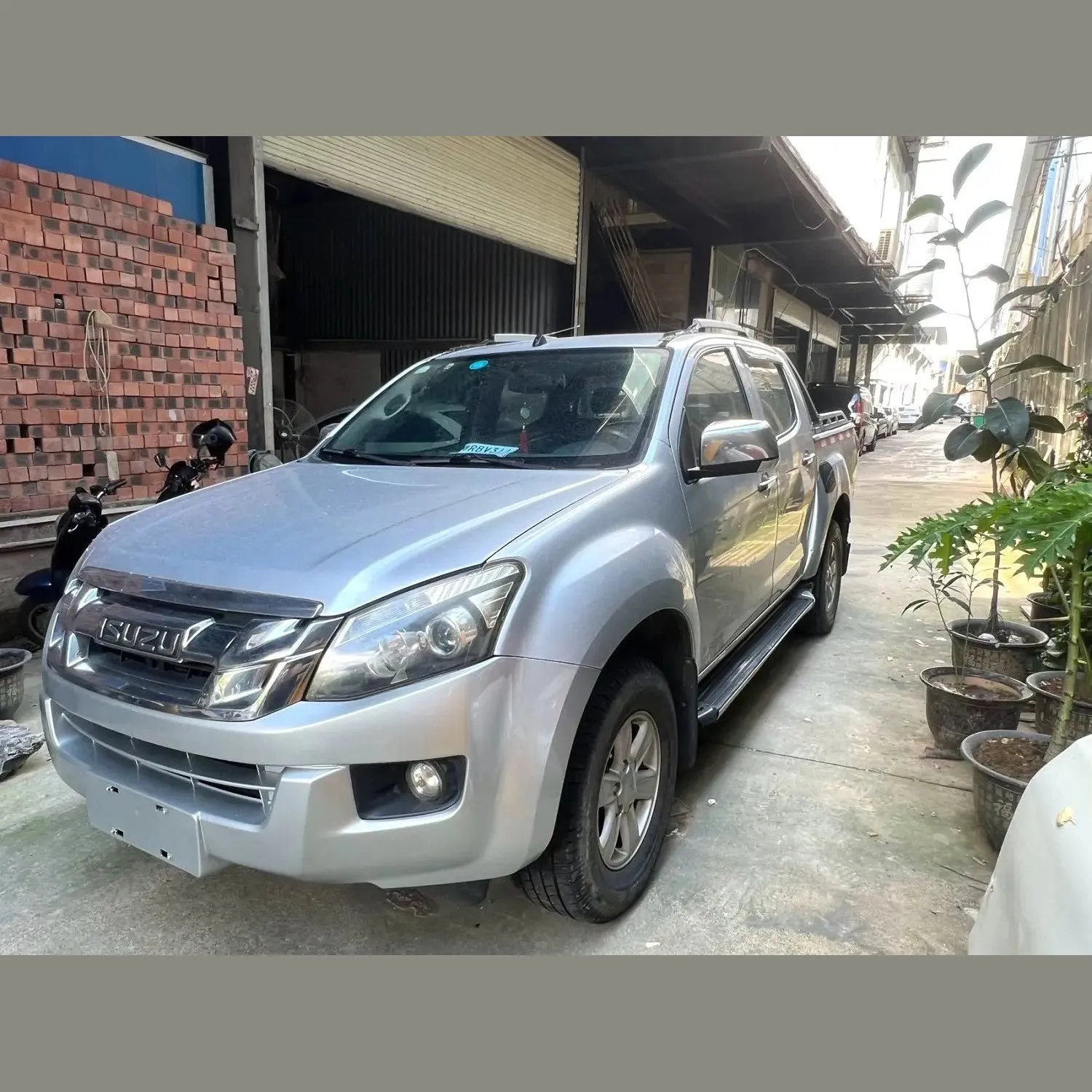 Isuzu D-MAX