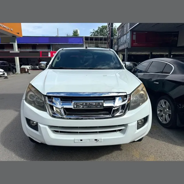 Isuzu D-MAX 2015