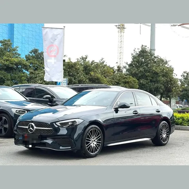 Mercedes-Benz C-Class 2024