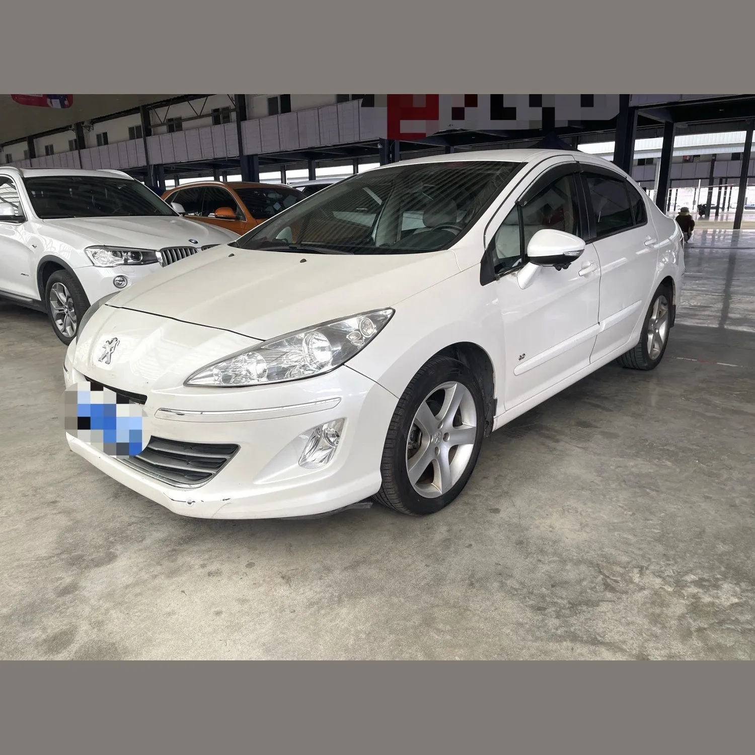 Peugeot 408