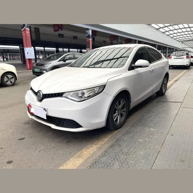 MG GT 2015
