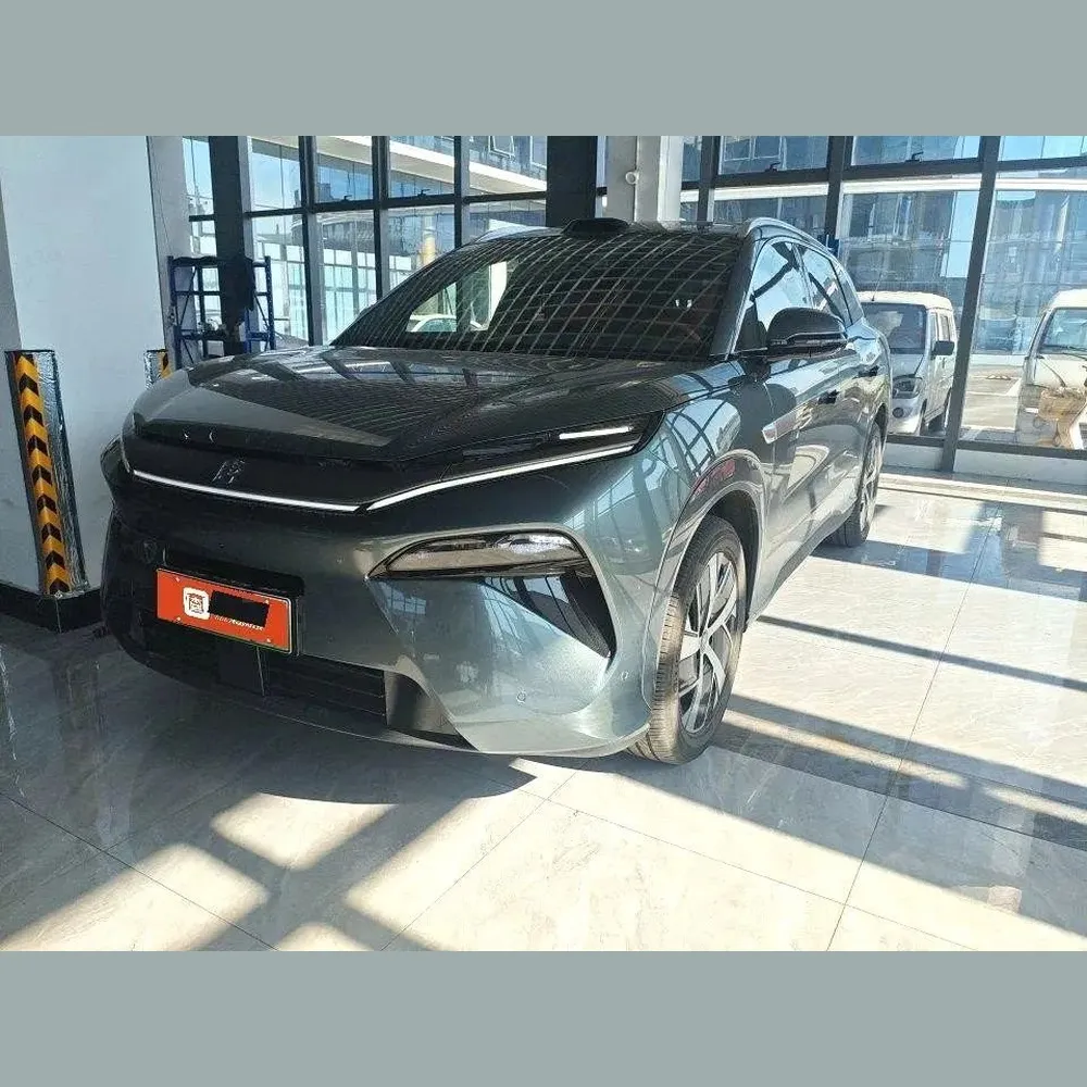 BYD Tang L