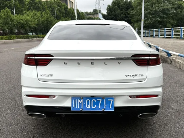 Photo 5
