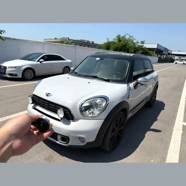 MINI Countryman 2011