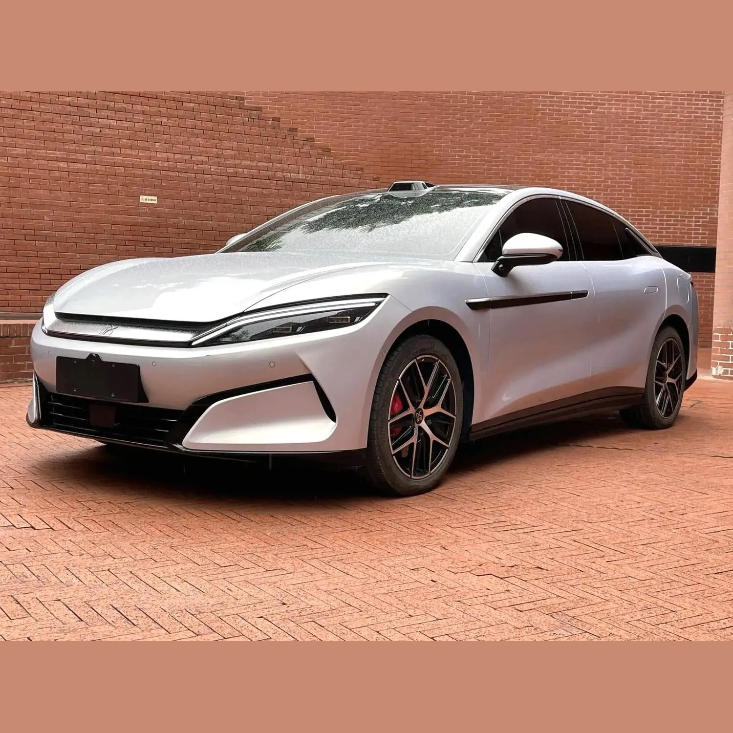 BYD Han L