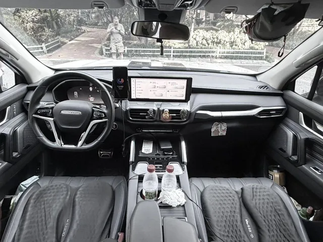 Photo 6